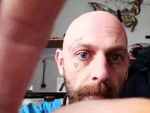 hardnhorny198's webcam