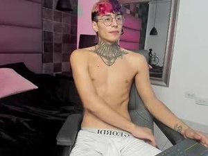 harry_tatto_'s webcam