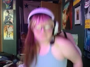 heatandhoneyy's webcam