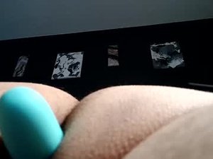 hellbound_1338's webcam