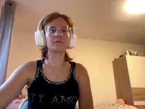 hellenraminez's webcam