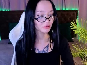 holly_berryy_'s webcam
