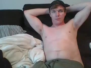 hookedonphonics105's webcam