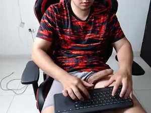 horny_boy_23_'s webcam