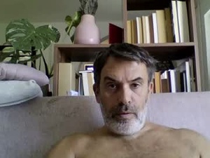 horny_nudist's webcam