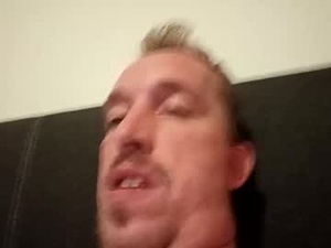 hornyguy66666667's webcam