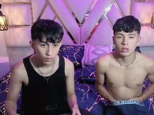 hot_boyys's webcam