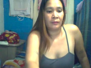 hot_firefly816660's webcam