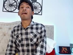 hot_lucaas's webcam