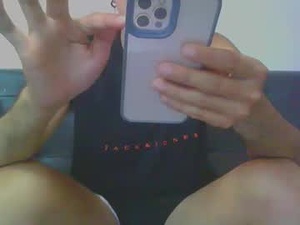 hotbanana_09's webcam