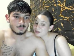 hotcoupleee_'s webcam