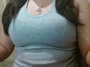 hotiemorenagurl18's webcam