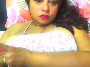 hotmaturelatin's webcam