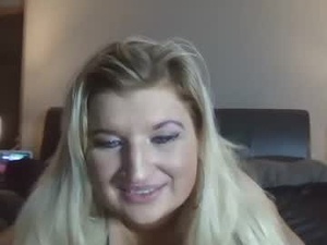 hotnewcouple85's webcam