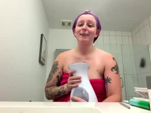 hotnsweatybabe's webcam