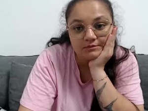hotpussy4you23618's webcam