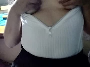 hotsucker27's webcam