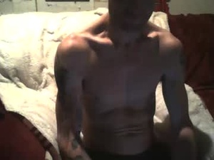 howbowdadareboy33's webcam