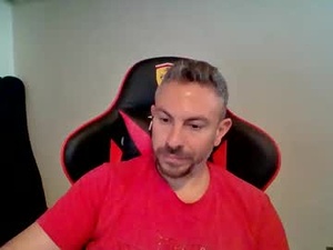 huge__cumshot's webcam