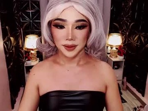 hugecockchristine's webcam