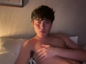 hungc0llegejock's webcam