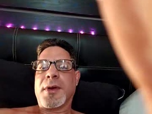 hungrican1975's webcam