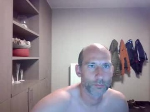 hunterofevil_1982's webcam