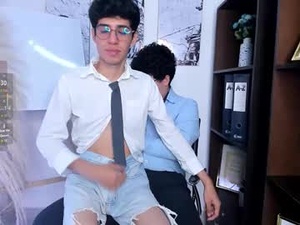 ian_and_austin's webcam