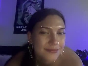 iiiheartkyraaa's webcam