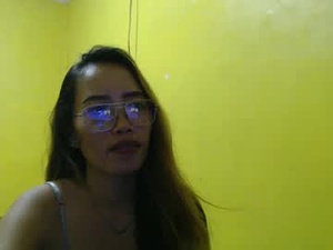 imyour_hornyapril's webcam