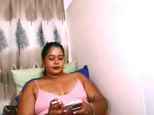 indian_pearl's webcam
