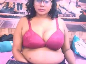 indianboobilicious's webcam
