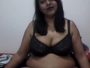 indianplaybunnyxxx's webcam