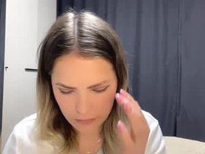 ingridacors's webcam