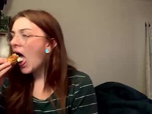 intothewoodswego's webcam