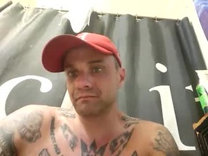 ipleaseherfromtheback8888's webcam
