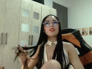 isabella_piercee's webcam