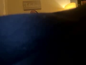 issa_marie's webcam
