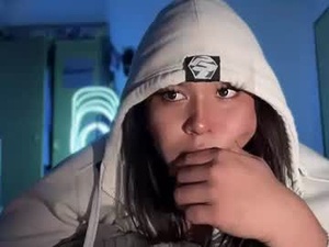 itsme_theone_xoxo's webcam