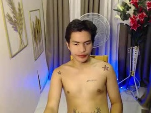 itzme_urnaughtyangelo's webcam