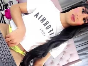 ivannahot23's webcam