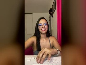 ivymoon__'s webcam