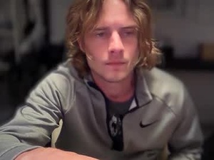 jay2323232323's webcam