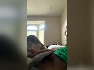 jayjay25982498's webcam