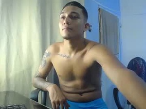 jhojanlatino's webcam