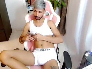 jhonsonvlatino's webcam