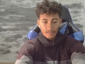 joel_sasha's webcam