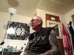 johnnyanubis's webcam