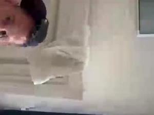 johnnywishbone123's webcam