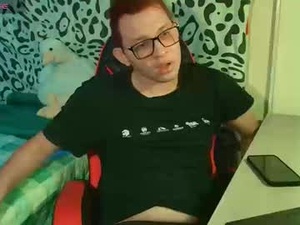 josh_18cm's webcam